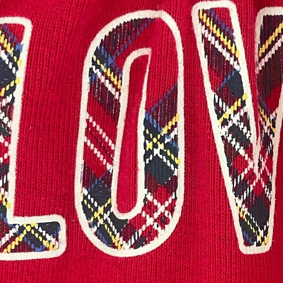 6/$20💥NB LOVE Plaid Tartan Graphic Tee Onesie Bodysuit, Long Sleeve, Deep Red - Picture 3 of 9